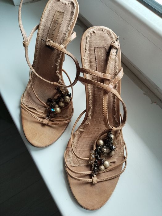 Босоножки 39рр высокие