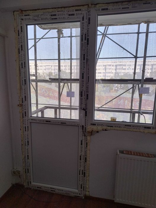 Ușă și geam din termopan