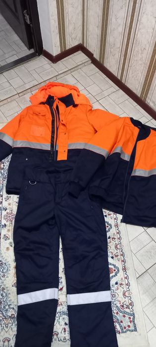 Продам спецодежду