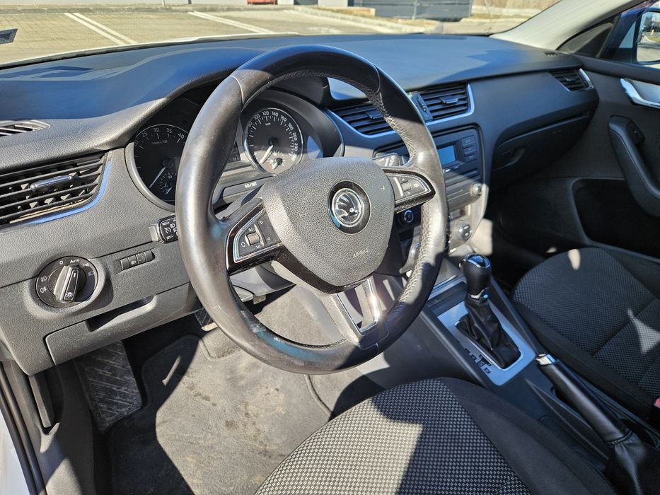 Skoda Octavia 1.6 TDI DPF DSG, Комби