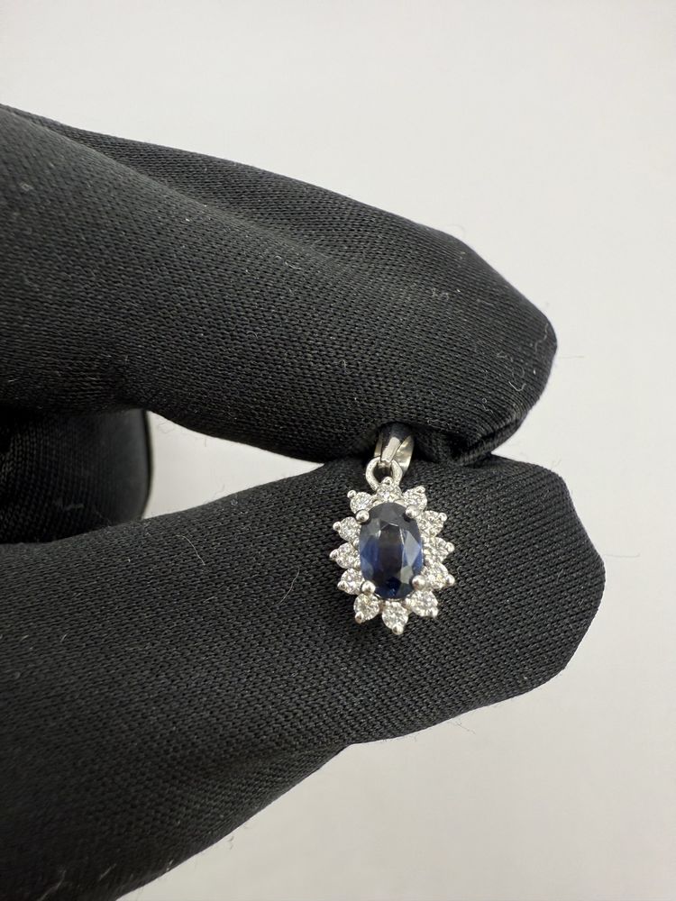 Set cercei si pandantiv cu safire naturale si diamante