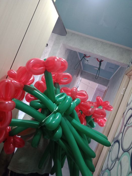 Цветы из шаров, букеты