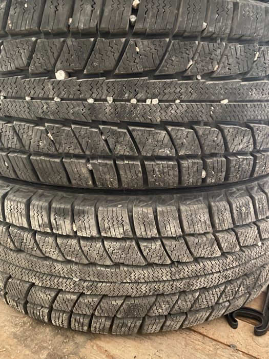 Зимний шины балон.