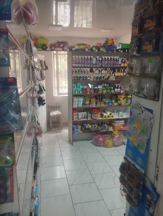 Чиланзар ор парламент 110м² 1этаж 4кабинета в доль дороги