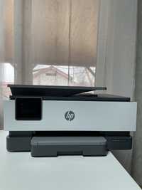 Imprimantă multifunctionala HP OfficeJet Pro 8022e