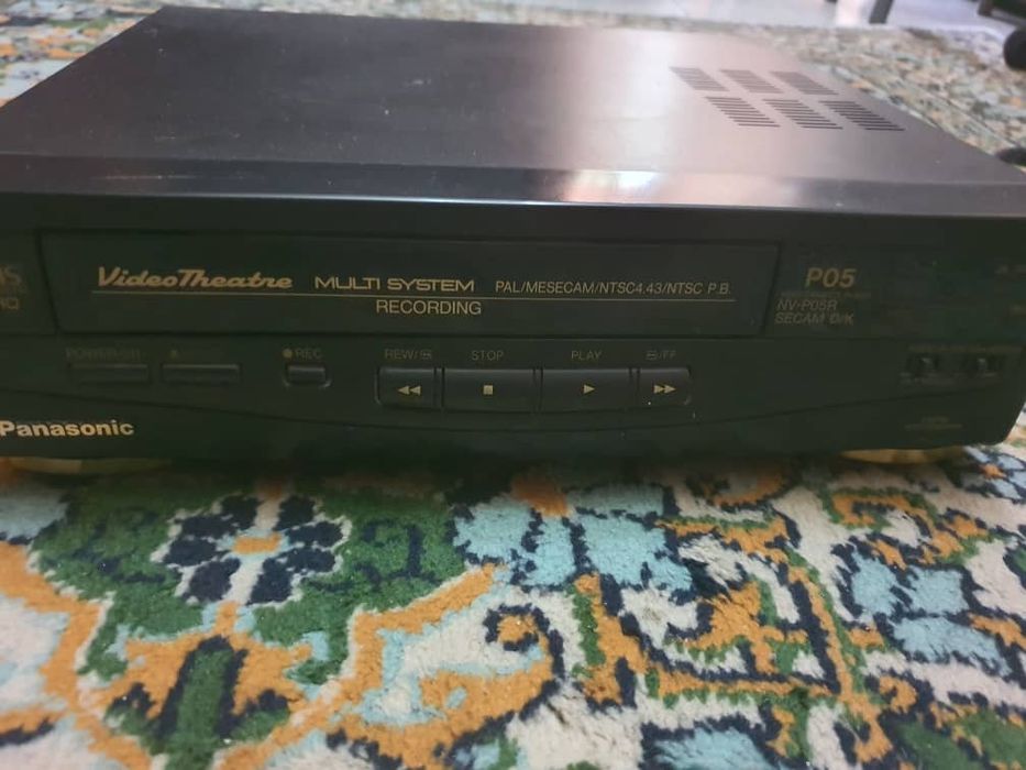 Продам видеопроигрыватель в рабочем состоянии