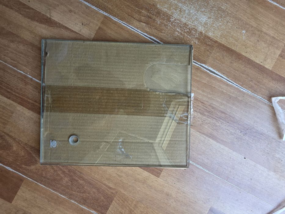 Vând baza de sticla