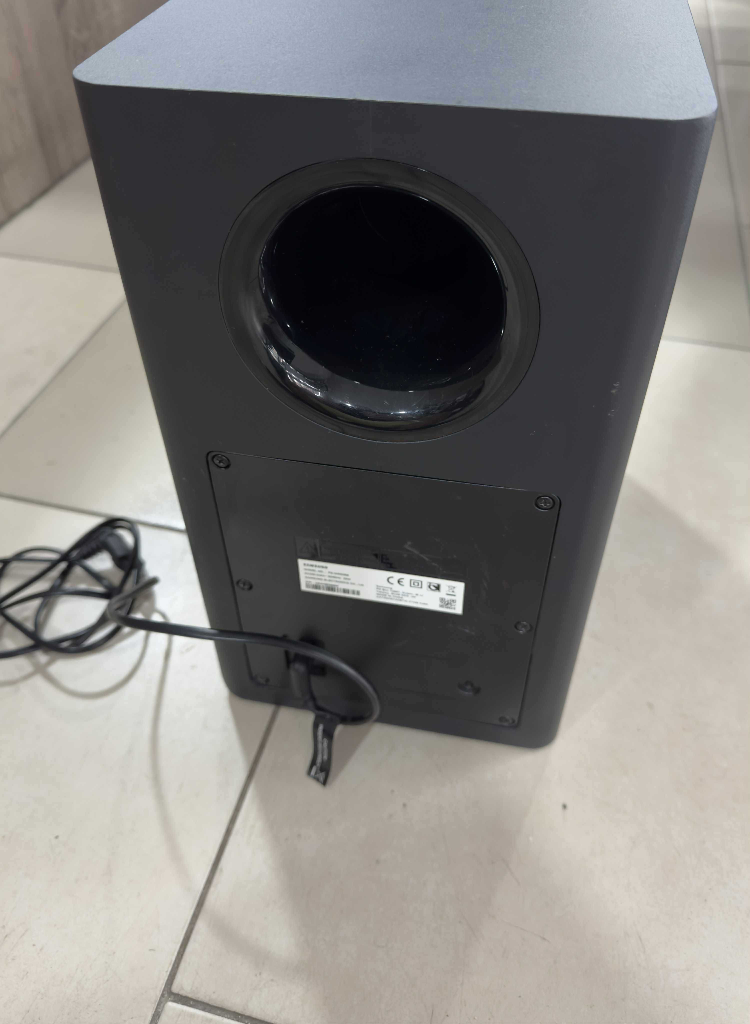 Саундбар система Samsung HW-Q60T