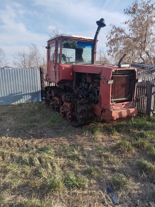 ДТ 75 на ходу. В хорошем состоянии