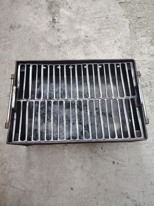 Vând grătar fară picioare