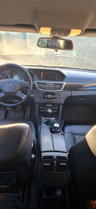 Mercedes E class 2010