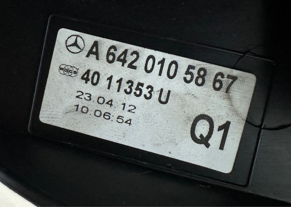 Capac motor Mercedes Clasa E Class W212 3.0 CDI