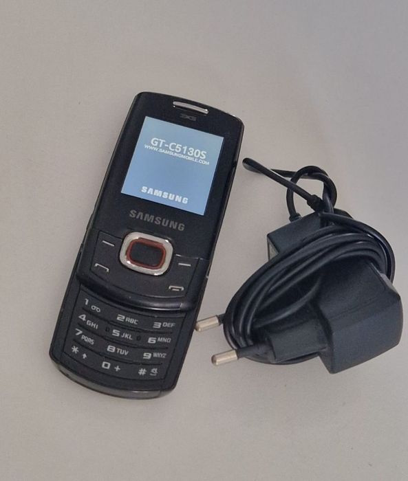 Telefon Samsung GT -C5130S  cu încărcător original