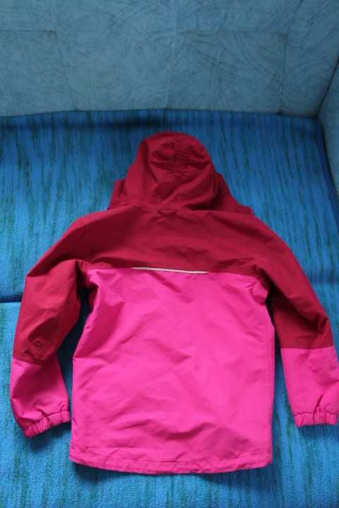 Jacheta Jack Wolfskin 152 dama si tricou Gaastra M dama