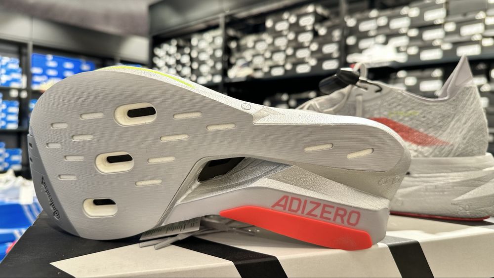 Adidas Adizero Prime X2 strung originali la cutie ( 41.1/3 si 42 )