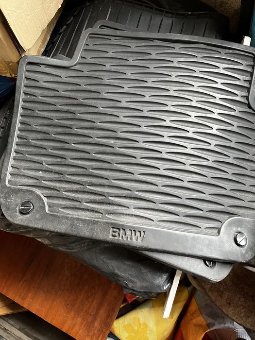 Оригинални гумени стелки BMW E46 седан/комби