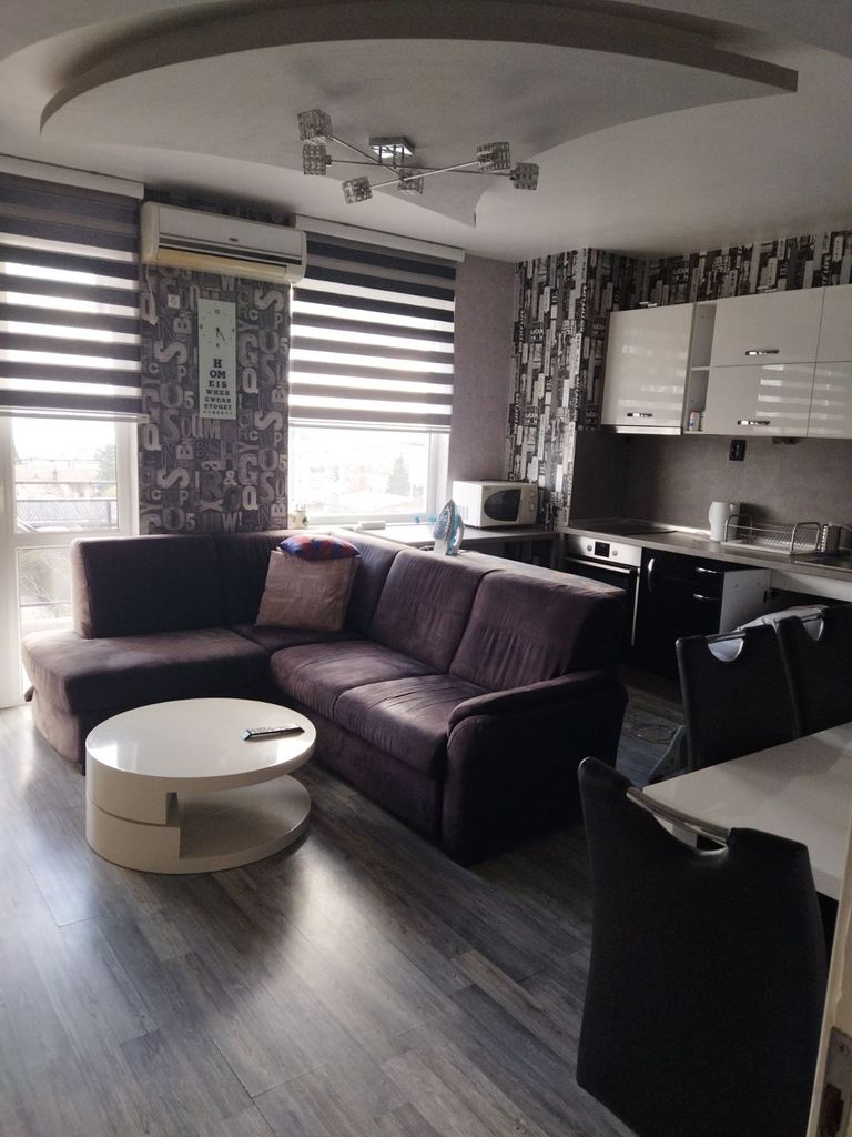 Дава се под наем Тристаен апартамент в Свети Влас - 80 кв.м за 510 € - Снимка #8