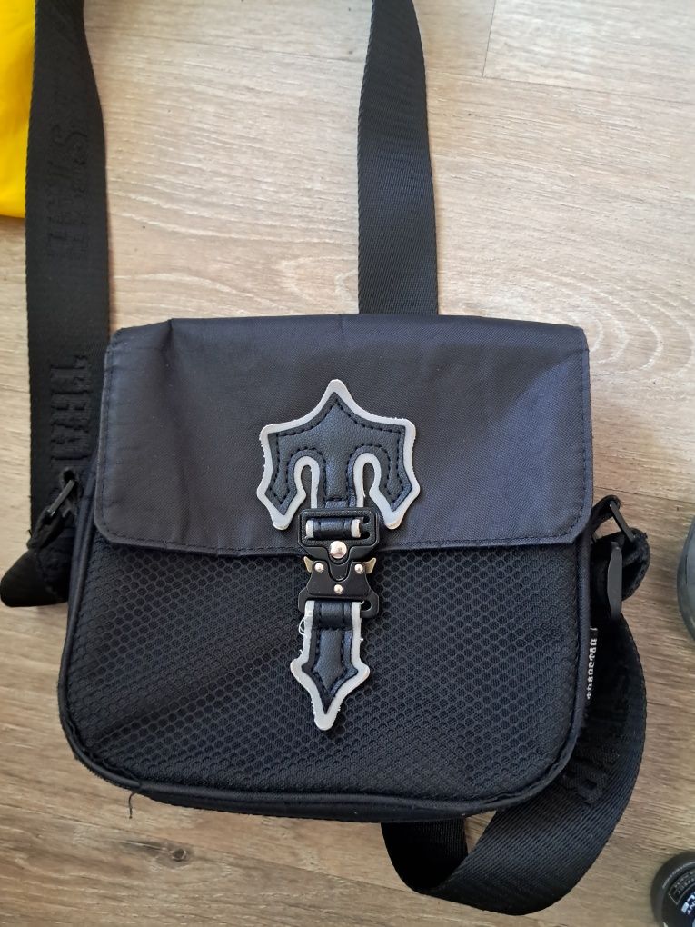 Чанта trapstar като нова