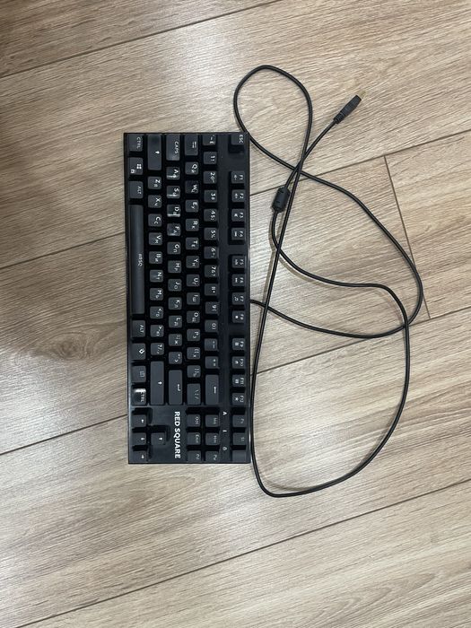 Клавиатура Red Square