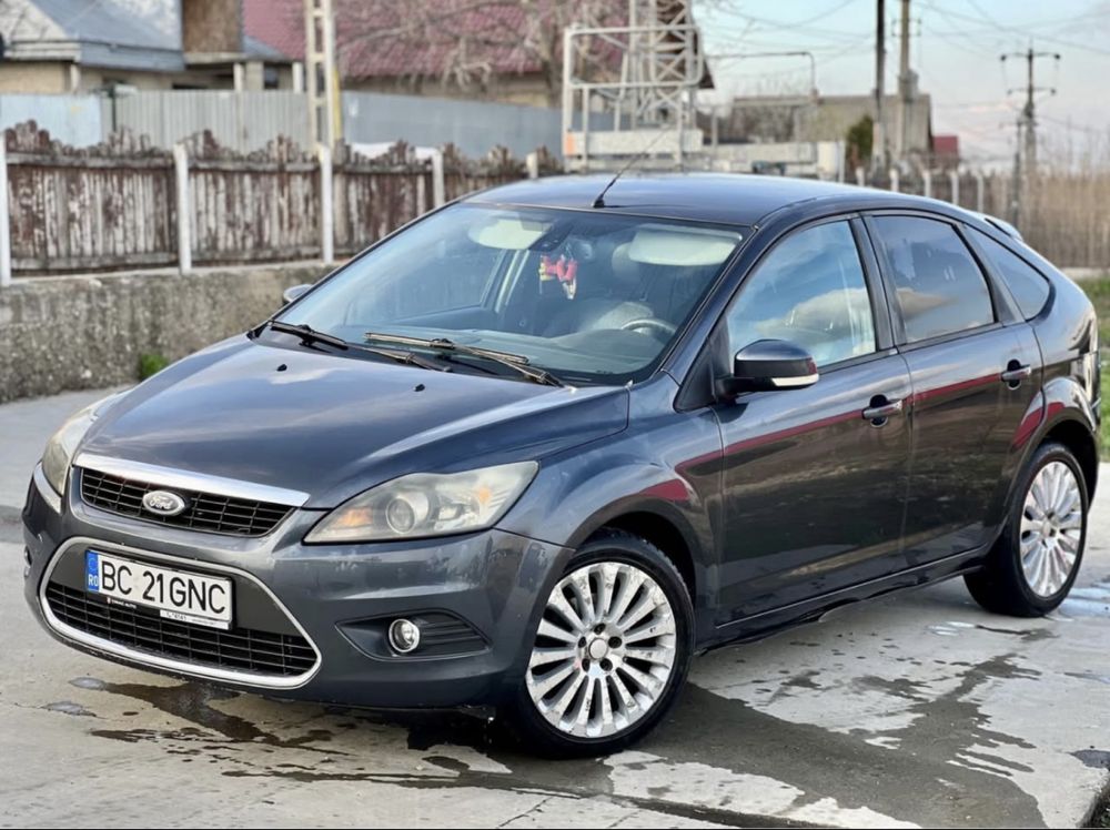 Vând Ford Focus sau schimb cu ATV 4X4