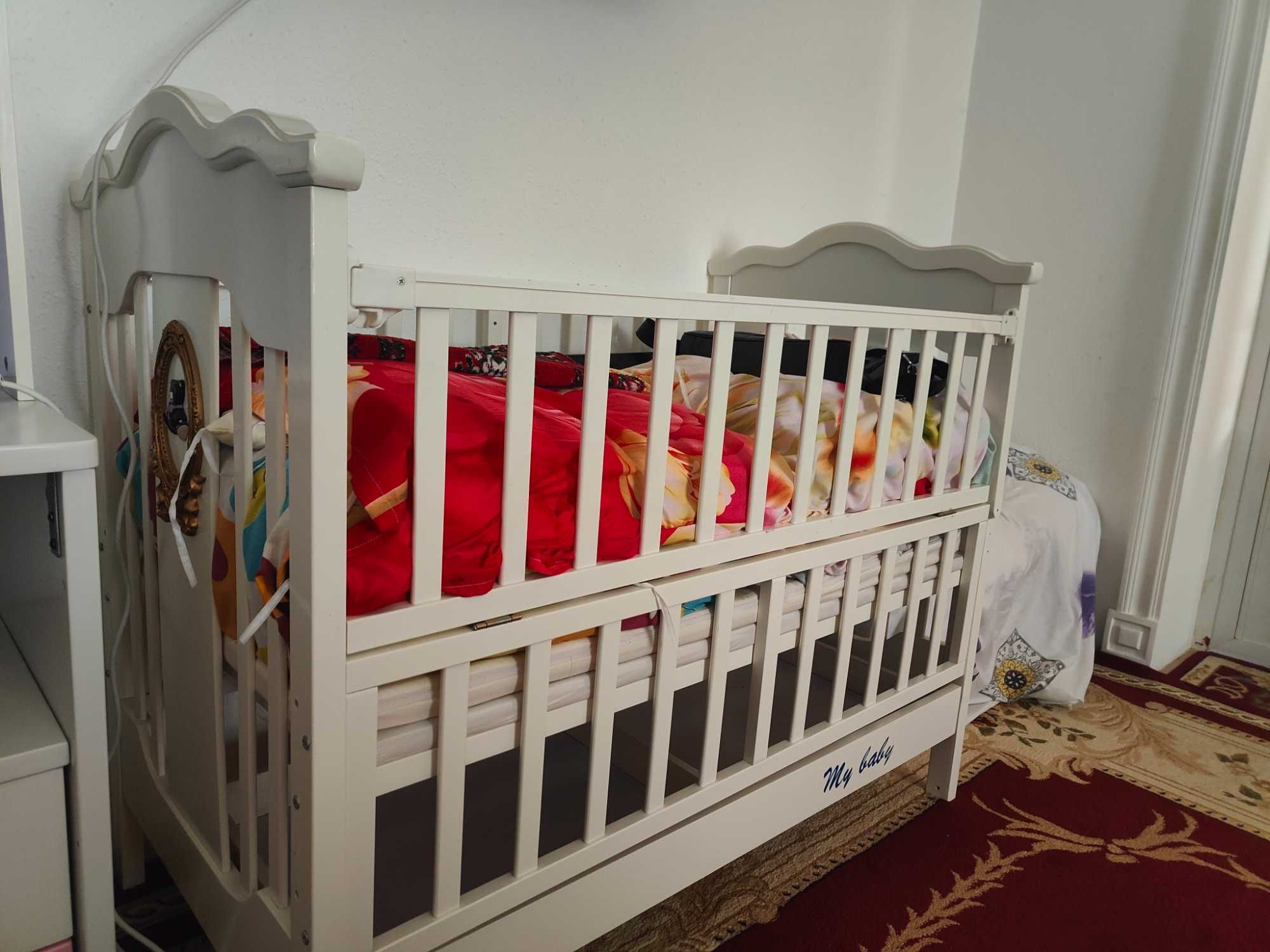 Продам детскую кроватку с люлькой.  Ёш болалар кроватчаси сотилади.