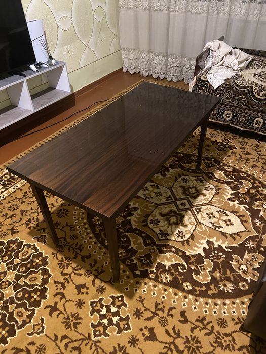 Продам стол 1,20 на 80