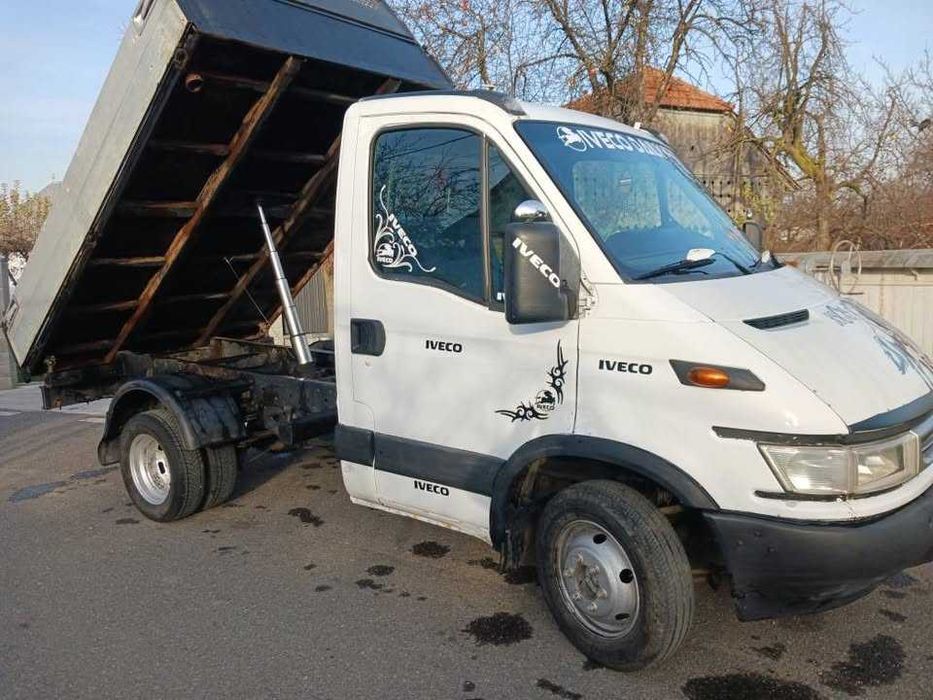 Iveco daily basculabil pe 3 parti, an fabricatie 2006
