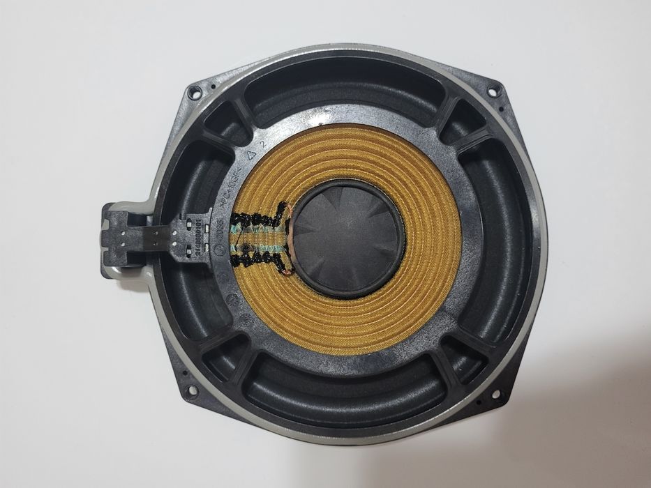 Difuzoare/subwoofere