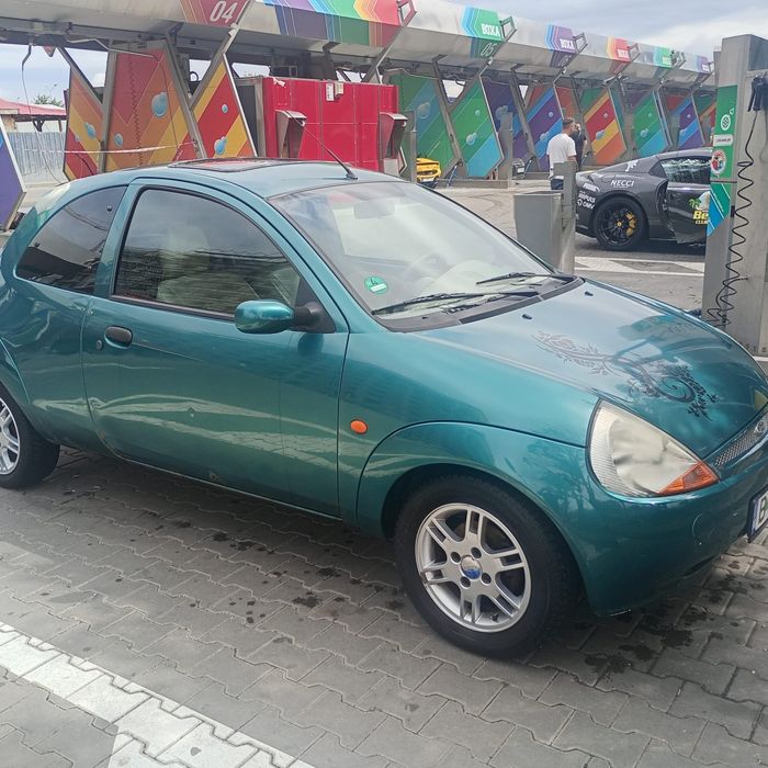 Vând auto Ford ka