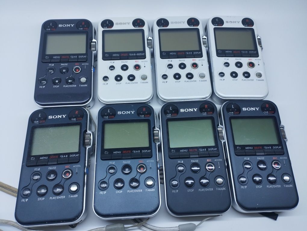 Sony PCM-M10 diktofonlar, yaxshi holatda 
Holati yaxshi 
Texnik aybi y