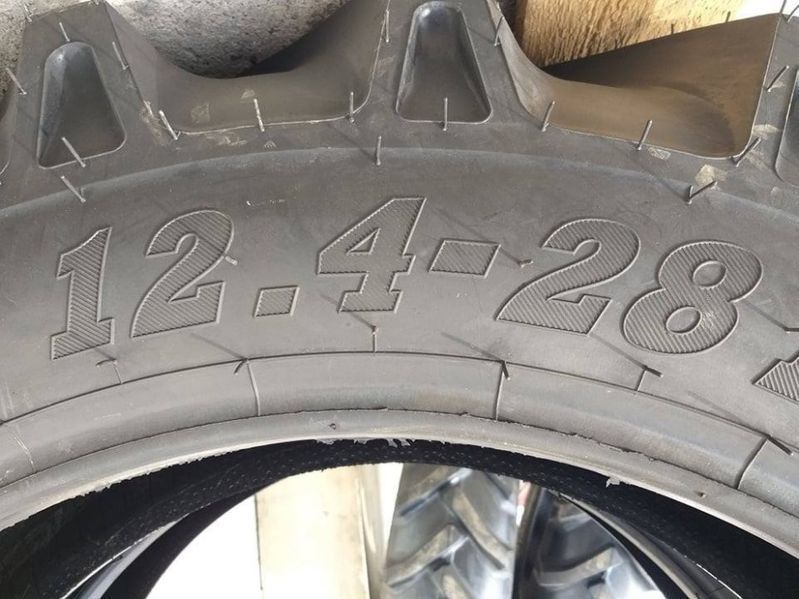 oferta 14Pr 12.4-28 cauciucuri tractoare agricole sau industriale CTST