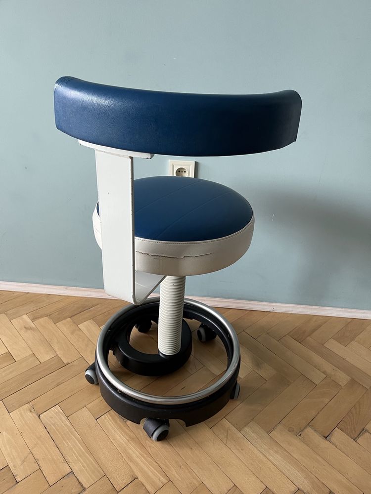 Индустриален стол /Sirona/ 60-те