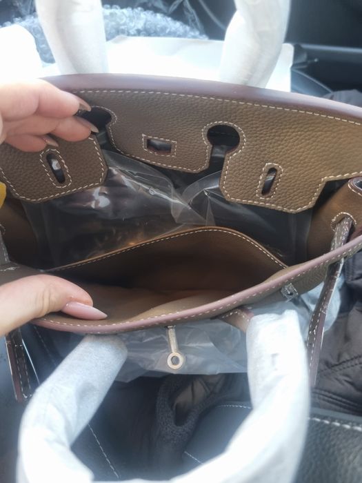 Чанта чисто нова