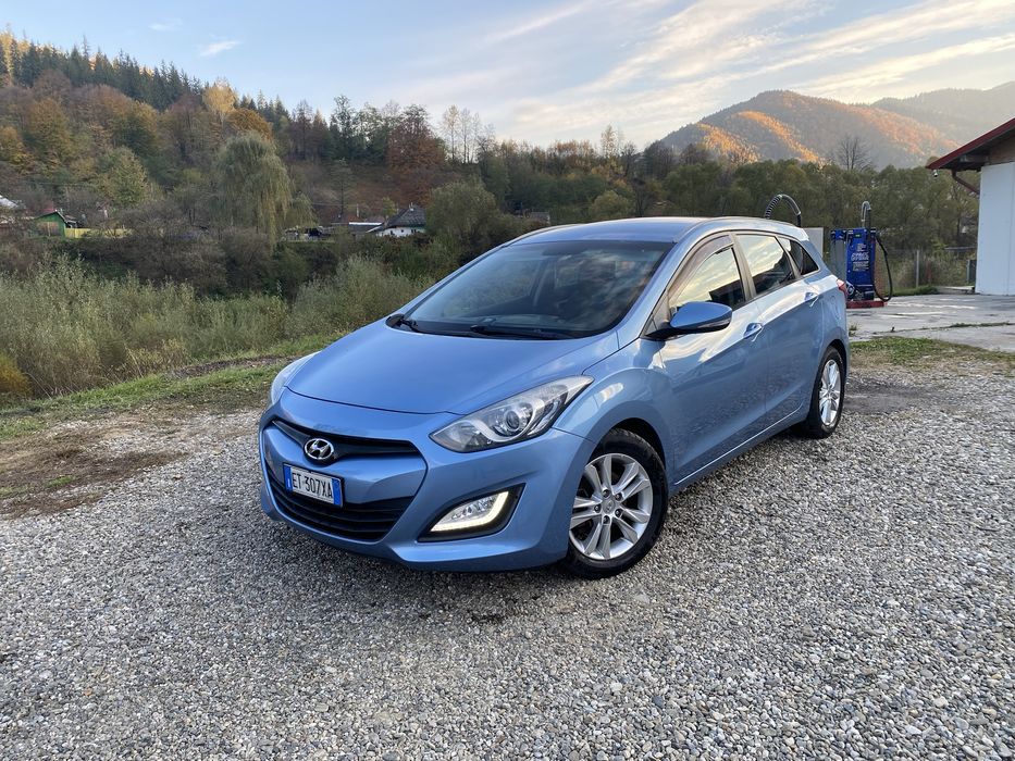 Hyundai  I30 / 1.6 CRDI / an 2014/ E5/ Impecabila/ Masina personala