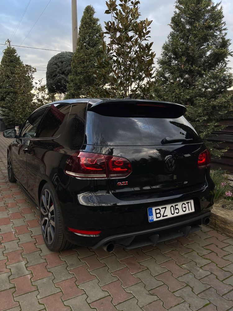 Golf 6 gti Adidas edition