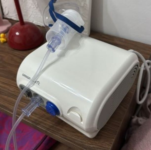 Ингалятор omron в отличном состояний