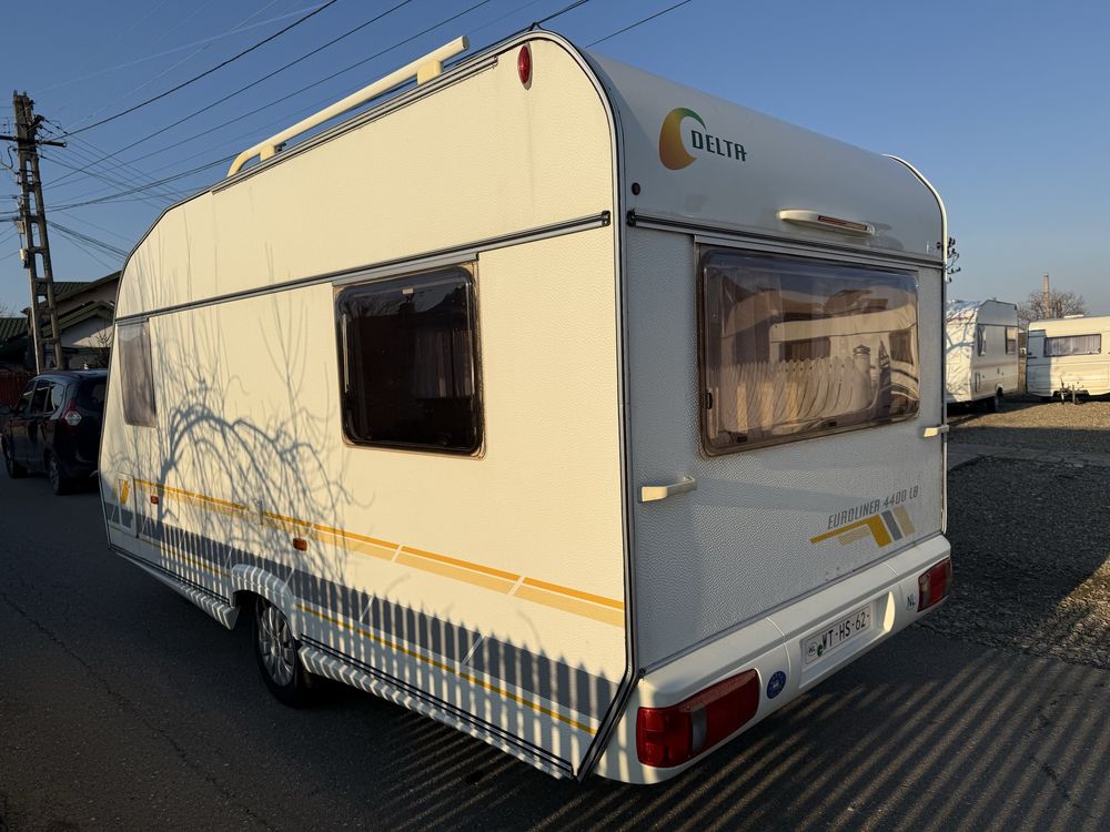 Rulota Delta Euroliner 4400,an2006,4 pers,fransbed,baie,wc fix