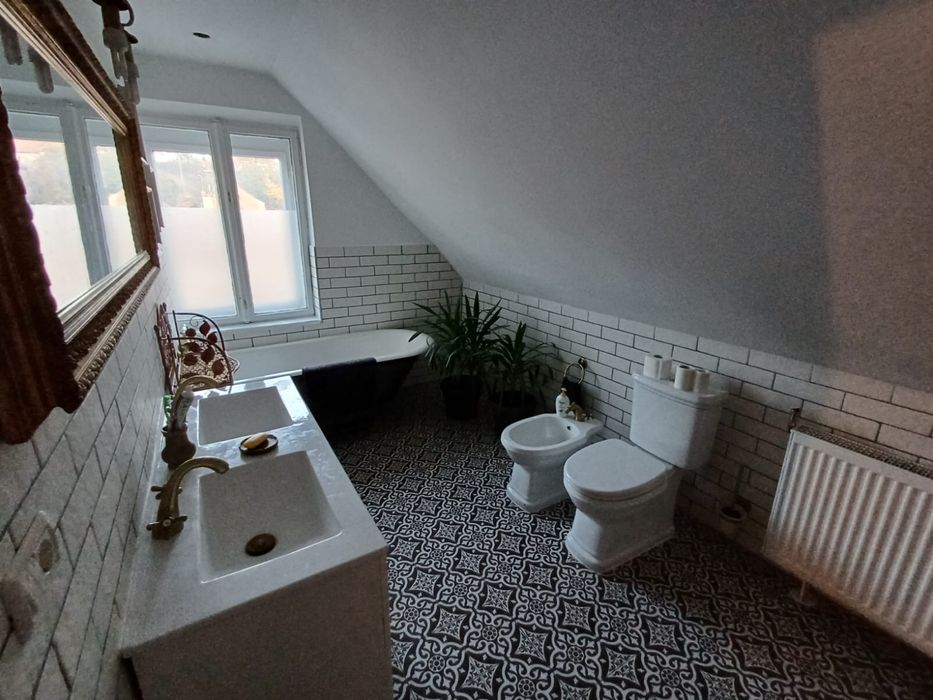 Proprietar inchiriez etaj in casa 125 mp Ultracentral