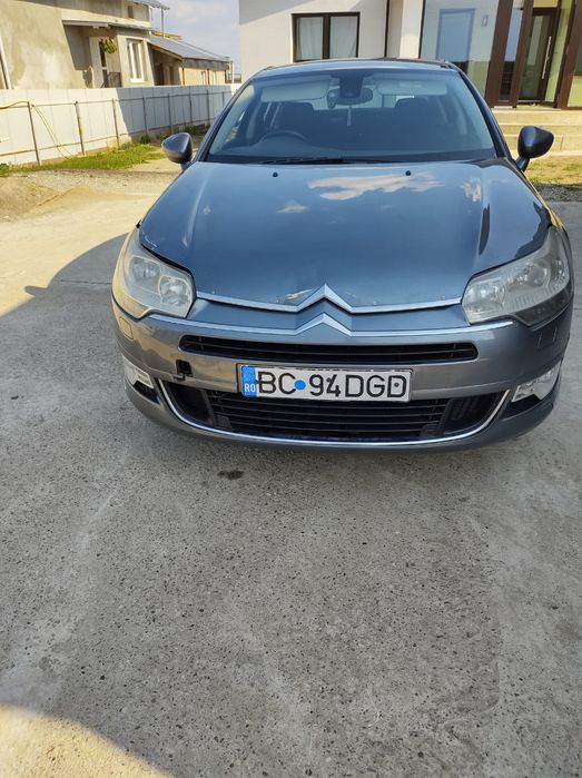 Dezmembrez citroen c5 2.2 hdi