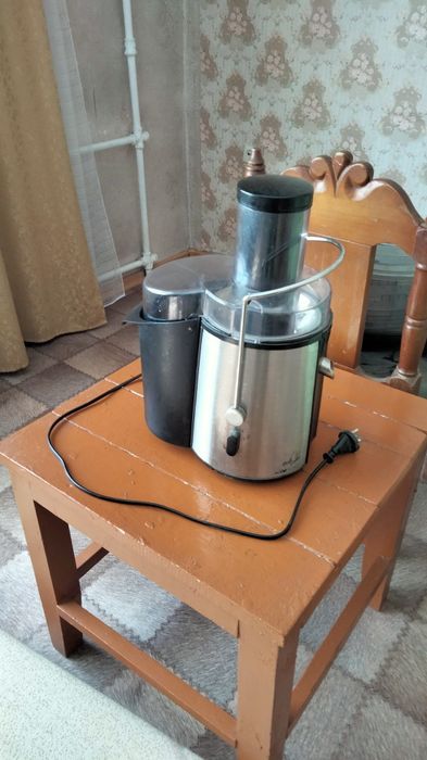 Продам соковыжималку