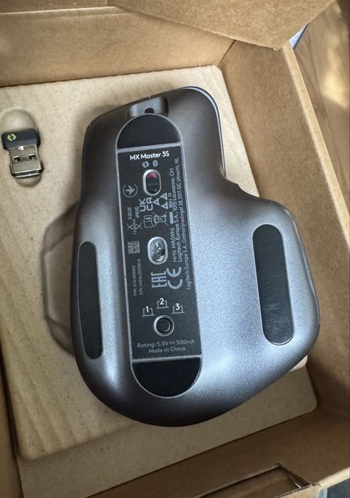 Mouse Logitech MX Master 3S Cu dongle si bluetooth