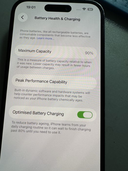 Vand iPhone 14 pro 256Gb bateria 90%