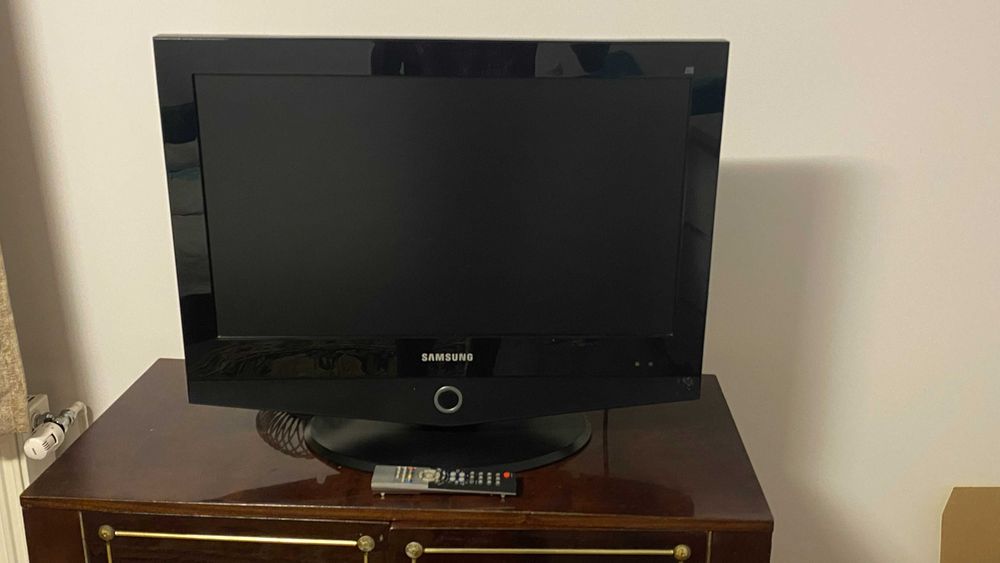 TV Samsung LCD Ecran plat