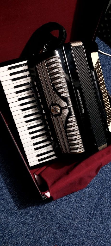 Vand acordeon Weltmeister s4