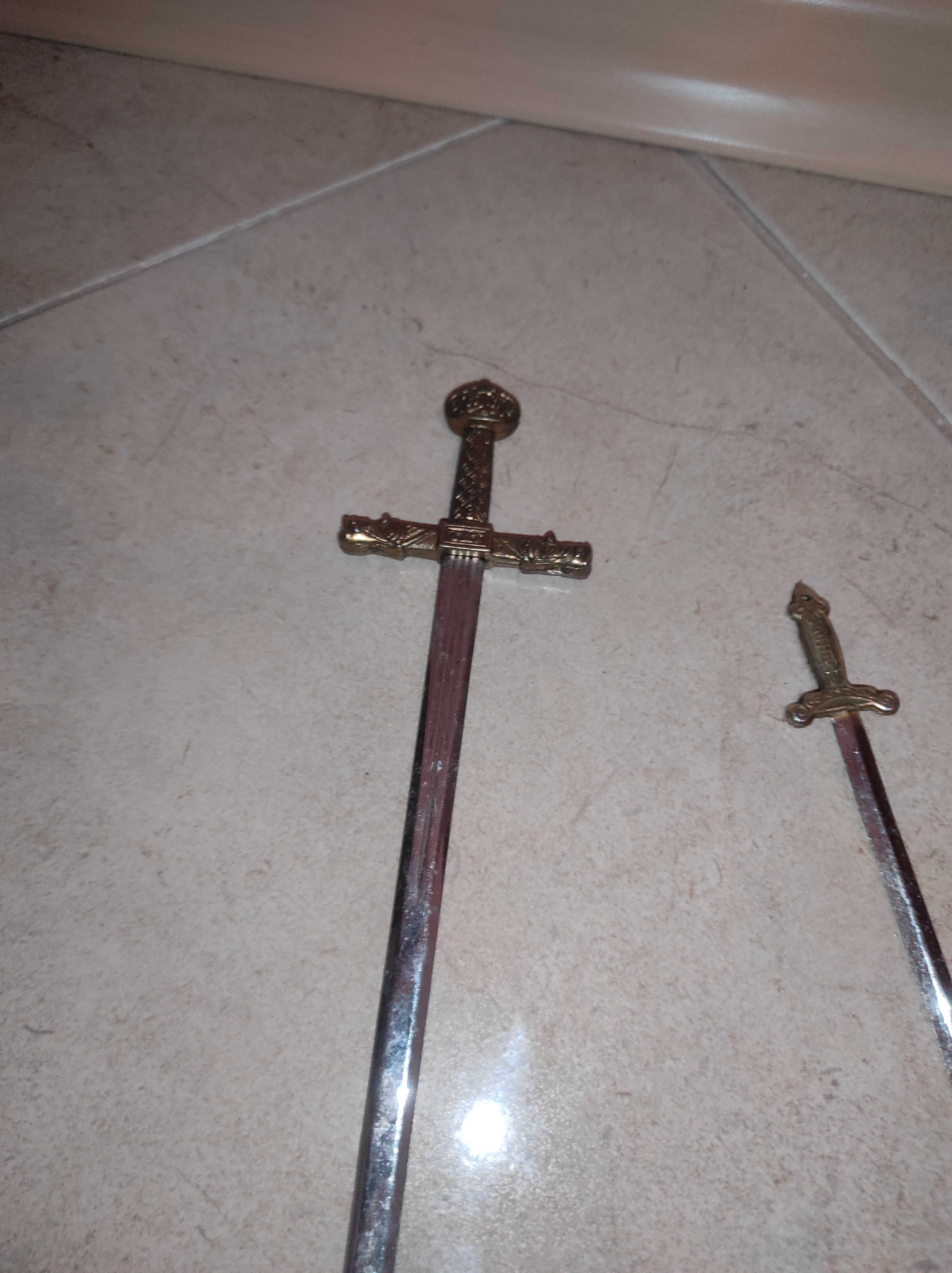 Антикварски, колекционерски мечове