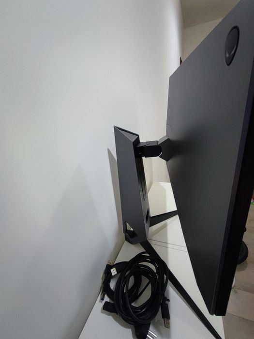 Монитор Dell Alienware AW2518H 240hz