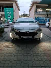 Hyundai Elantra AD