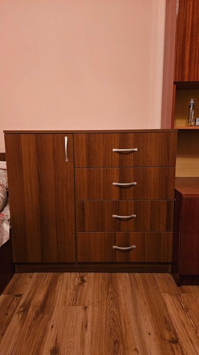 Гардероб/секции и скрин