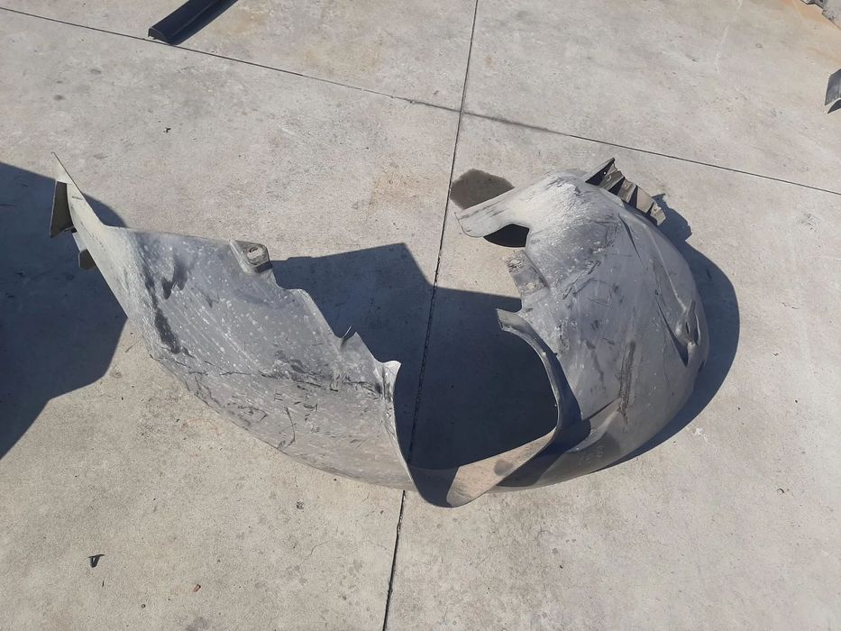 aparatoare noroi dreapta fata ford kuga 1  8v41-16114-ac