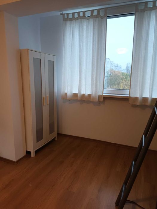 Продава тристаен апартамент в Христо Смирненски от собственик